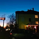 Und Restaurant Post Prienbach Guest house 3*