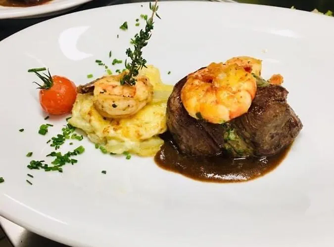 Und Restaurant Post Prienbach 게스트하우스 Stubenberg