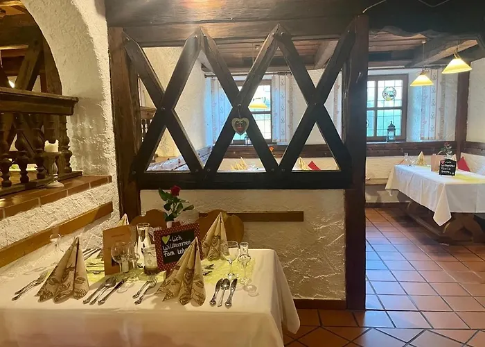 Und Restaurant Post Prienbach בית הארחה 3*